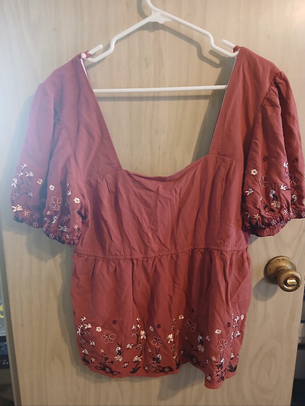Hot Topic Disney Princess Women's Maroon Her Universe Mulan Top Plus Size 2X
